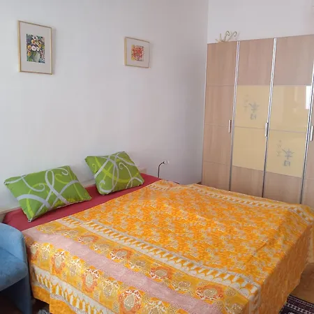 Апартаменти 1 Zimmerwohnung Im Herzen Von *